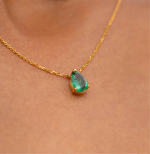 Load image into Gallery viewer, 1.22 ct Emerald Necklace
